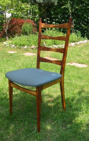 Stühle und Sitzmöbel